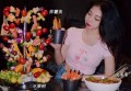 上海小费多的夜场招聘包厢服务员,一天能上几个班_